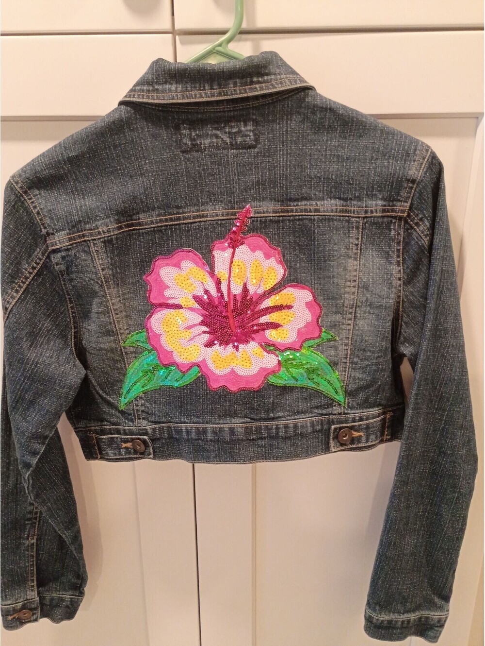 Star Women's Medium Denim Cropped Jacket with Floral Embroidery